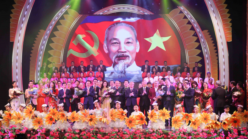 Mùa xuân dâng Đảng