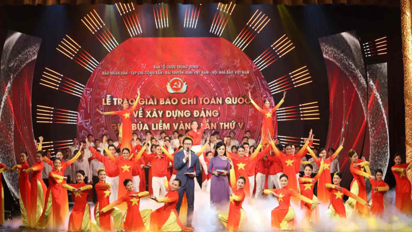 Lễ trao ” Giải Búa liềm Vàng” lần thứ V năm 2020