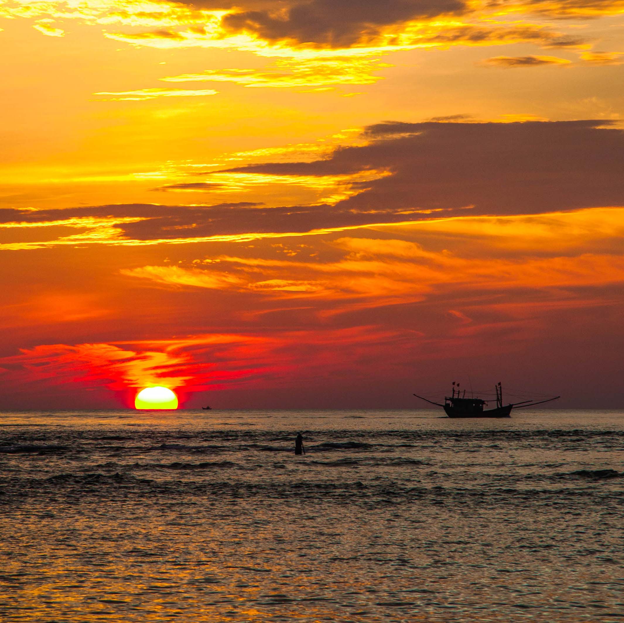 Cô Gái Mở Đường