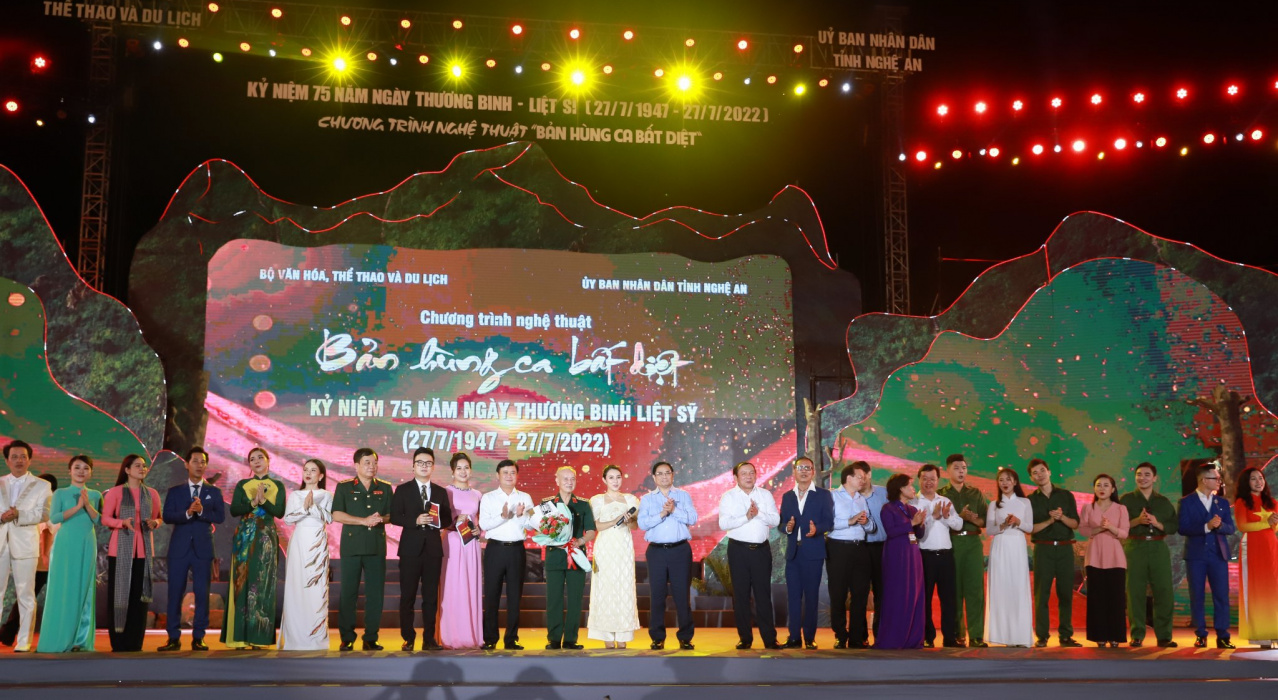 Chương Trình Nghệ Thuật ” Bản Hùng Ca Bất Diệt”!