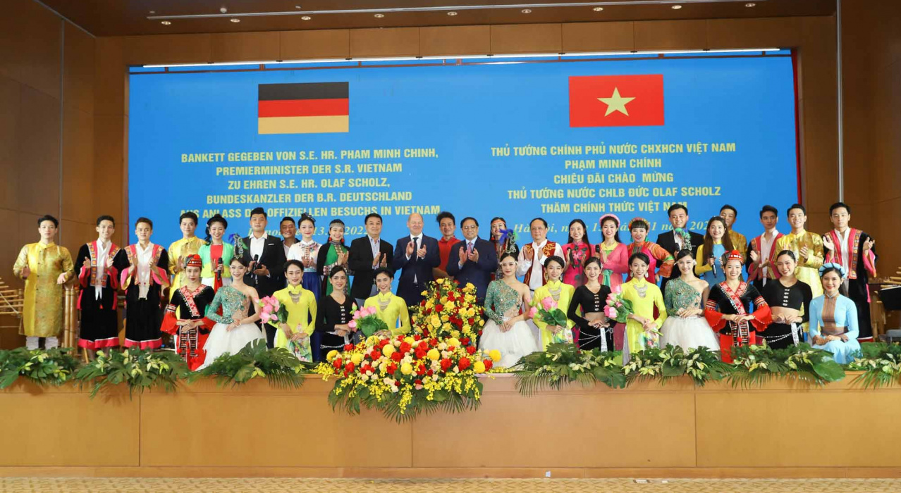 Chương trình nghệ thuật đặc biệt chào mừng Thủ tướng Cộng hòa liên bang Đức Olaf Scholz thăm Việt Nam