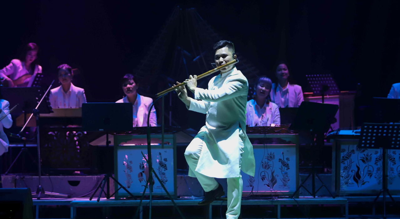 Độc Tấu Sáo – Hoa Nắng