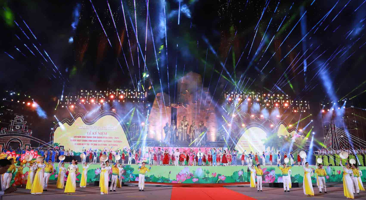 CHƯƠNG TRÌNH NGHỆ THUẬT ĐẶC BIỆT “QUẢNG BÌNH HÀNH TRÌNH KHÁT VỌNG – PHÁT TRIỂN”