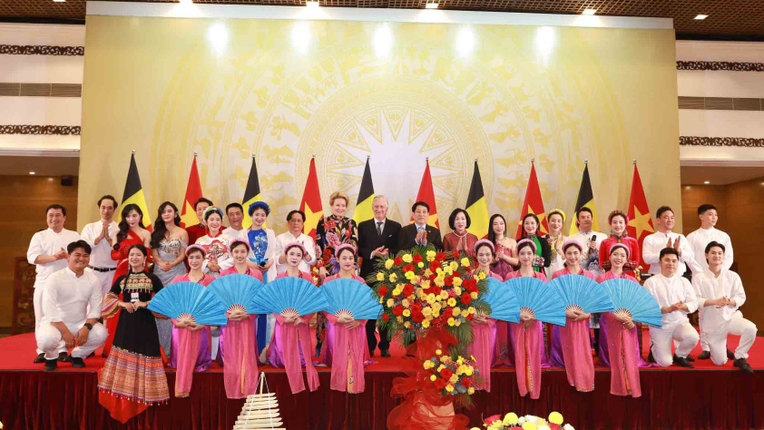 Chủ tịch nước Lương Cường và phu nhân đã chủ trì Lễ đón Nhà vua Philippe và Hoàng hậu thăm cấp Nhà nước đến Việt Nam,