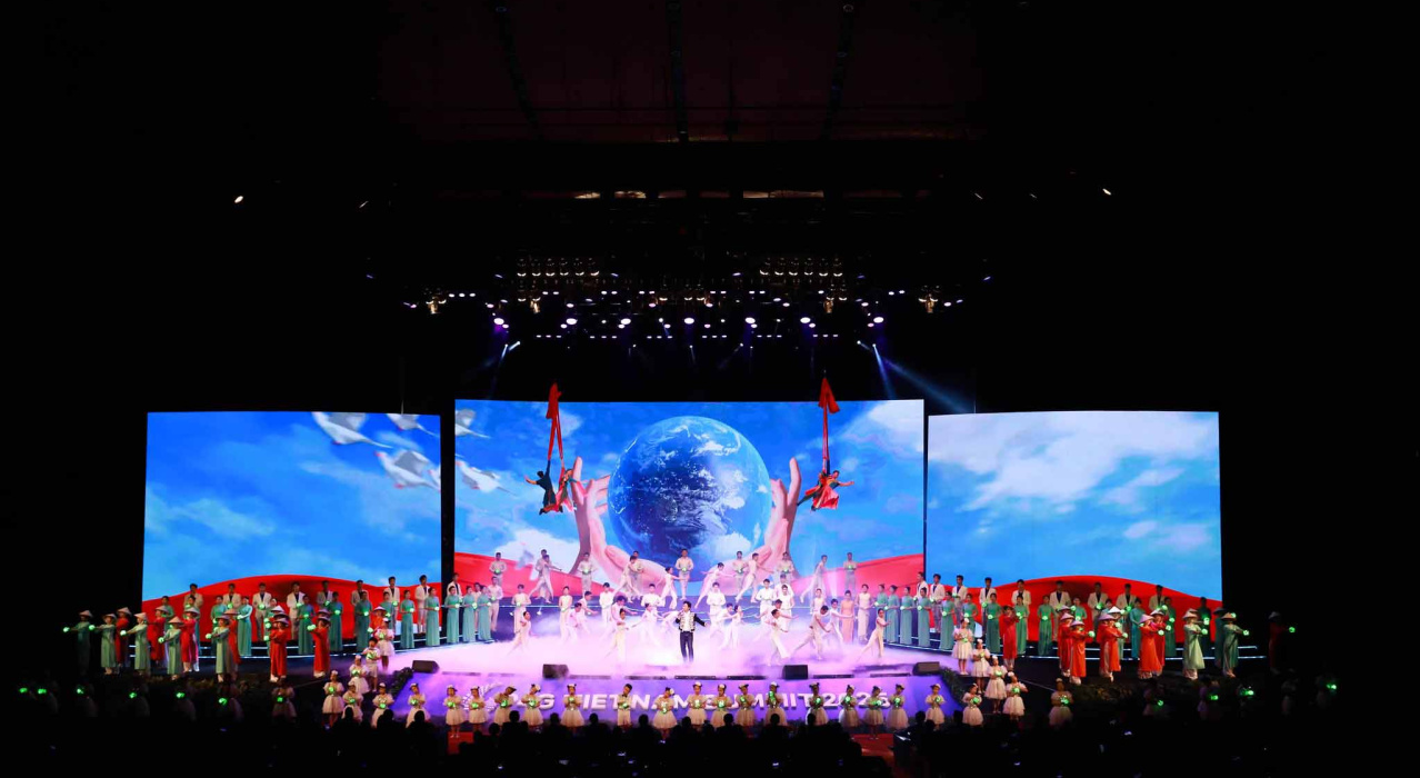 Nhà hát Ca múa nhạc biểu diễn chương trình nghệ thuật khai mạc Hội nghị Thượng đỉnh P4G Việt Nam 2025