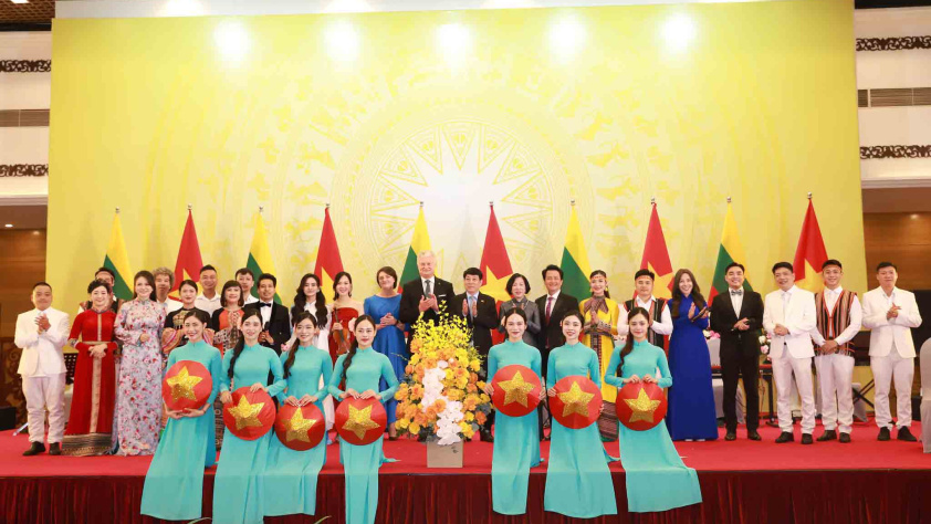 Chủ tịch nước Lương Cường chủ trì Lễ đón Tổng thống Litva Gitanas Nauseda và Phu nhân thăm chính thức Việt Nam.