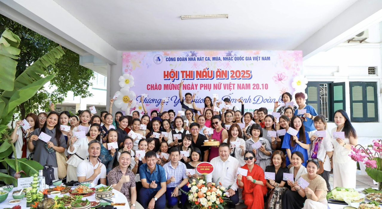 Chúc mừng Ngày Phụ nữ Việt Nam 20/10