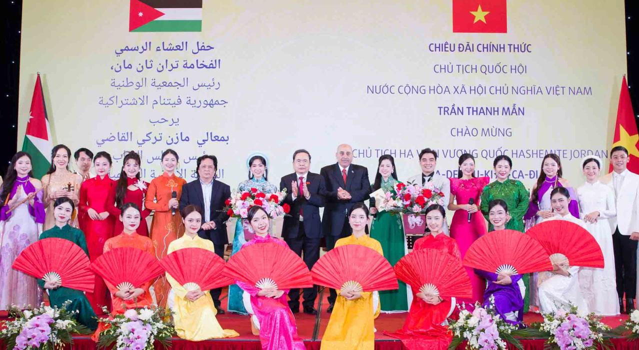Nhà hát Ca Múa Nhạc Quốc gia Việt Nam vinh dự được tổ chức chương trình biểu diễn nghệ thuật đặc biệt chào mừng Chủ tịch Hạ viện Jordan thăm và làm việc tại Việt Nam